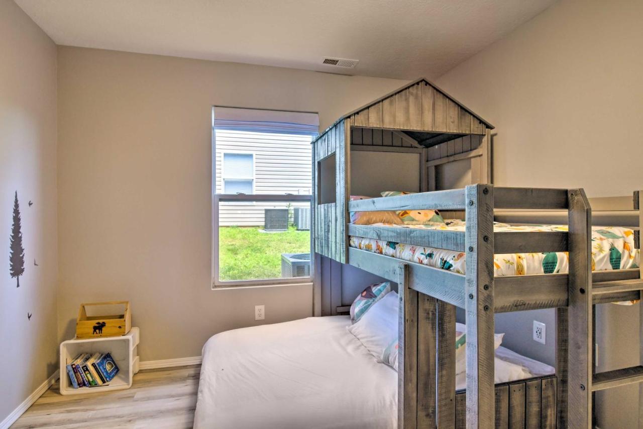 Apartment With Patio, 4 Mi To Silver Dollar City! ブランソン エクステリア 写真