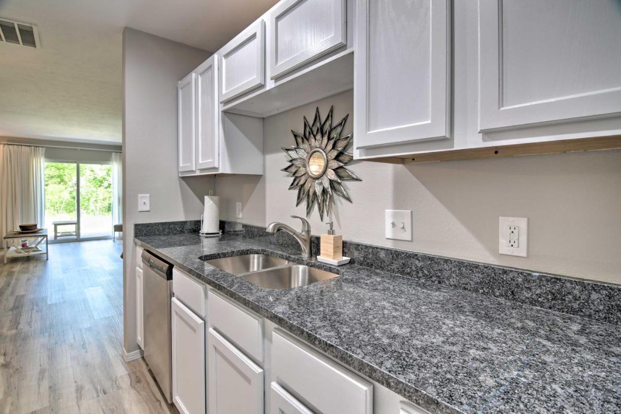 Apartment With Patio, 4 Mi To Silver Dollar City! ブランソン エクステリア 写真